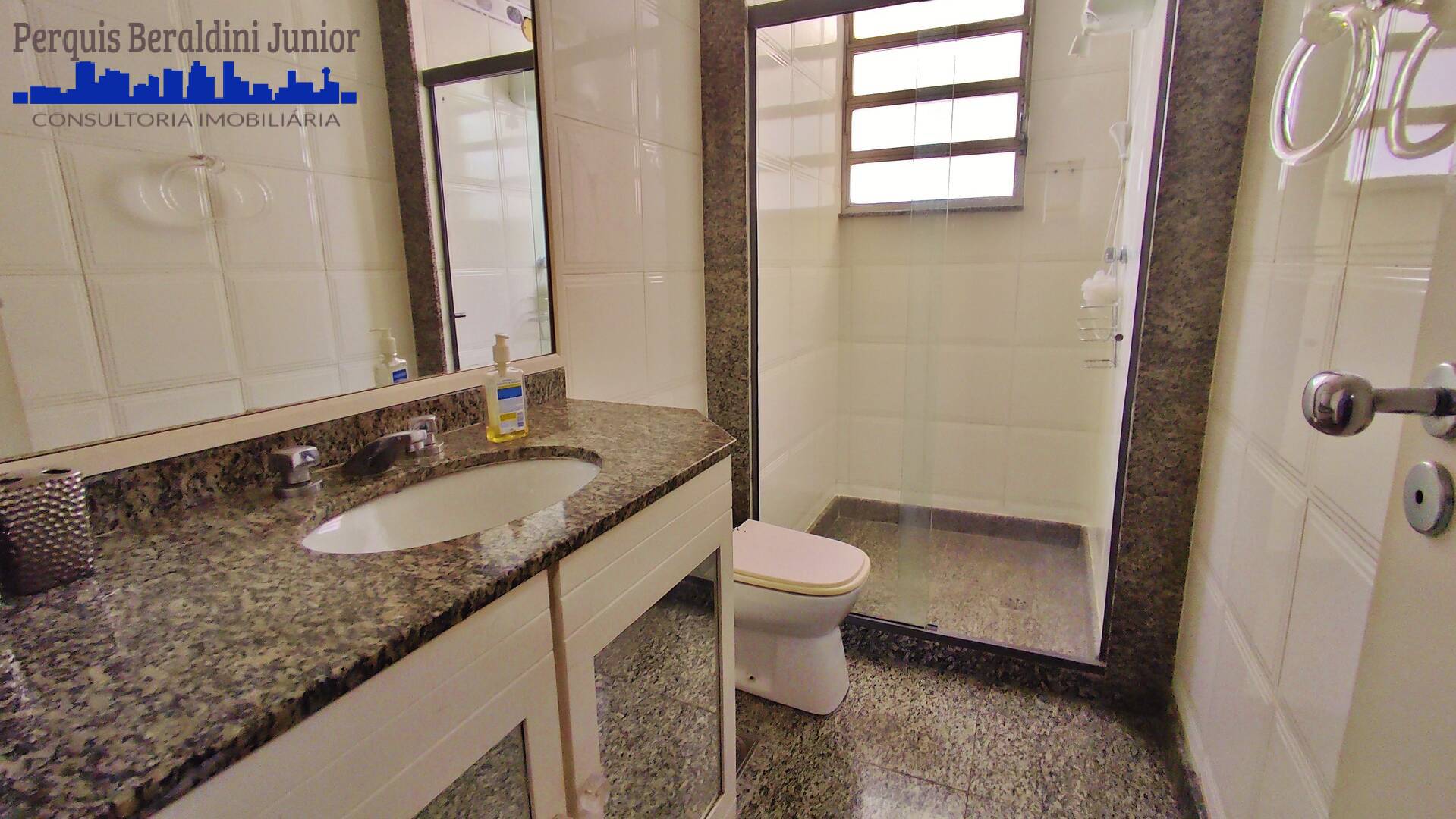 Apartamento à venda com 3 quartos, 140m² - Foto 11